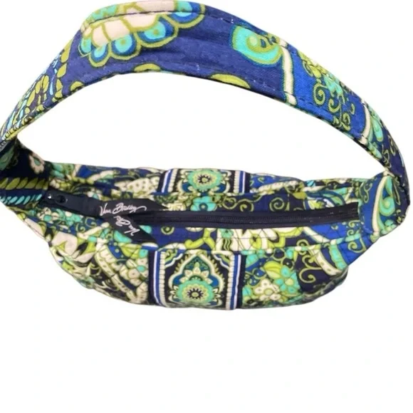 Vera Bradley Retired Rhythm and Blues Quilted Paisley Pattern Shoulder Bag - Picture 7 of 9